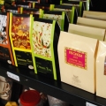 デンパサールでコーヒーを買うならここ!? ビネガジャヤ(BHINEKA DJAJA)の写真3